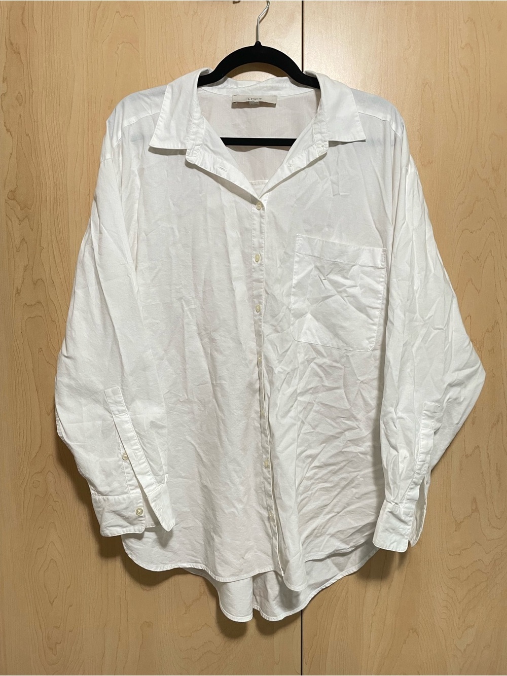 LOFT White Long-Sleeve Button Down Shirt